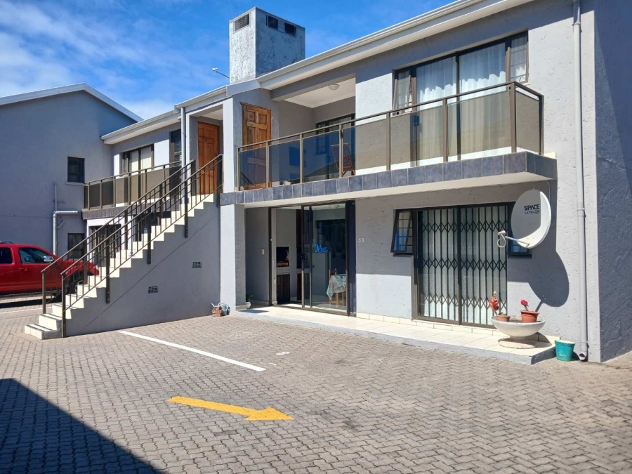 2 Bedroom Property for Sale in Hartenbos Central Western Cape